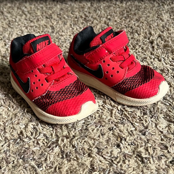 Red Nike Sneakers - Picture 1 of 1